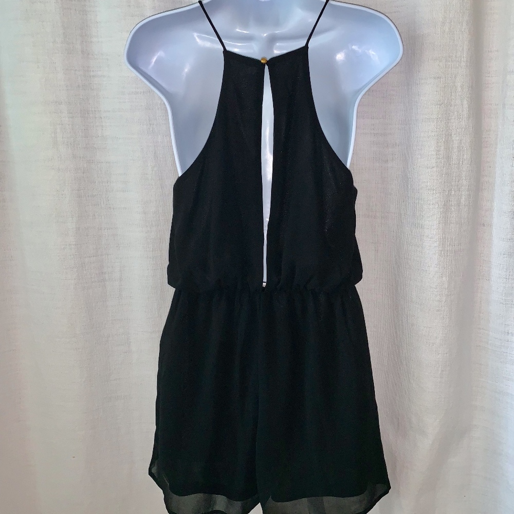 Euc- Lined, Pleated Split Back Romper! - image 3